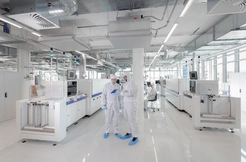 Последние новости компании о Исследователи Fraunhofer ISE используют мелкосекретное печать для уменьшения серебра в HJT-клетках